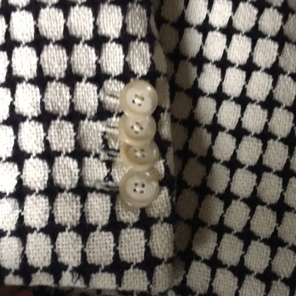 Ann Taylor. Size small. Jacket/blazer. - Picture 5 of 8